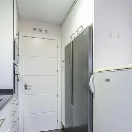 Impresionante Apartamento De 4 Dormitorios 3 Banos Y 2 Plazas De Garaje Madrid Buitenkant foto