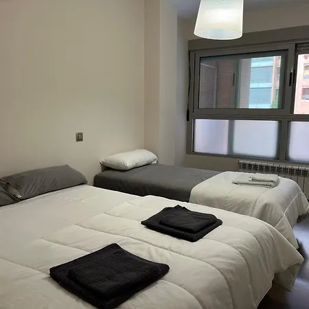 Impresionante Apartamento De 4 Dormitorios 3 Banos Y 2 Plazas De Garaje Madrid Buitenkant foto